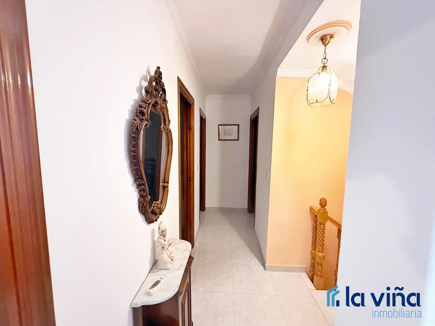Casa con terraza en venta en Villanueva de Tapia, imagen 2