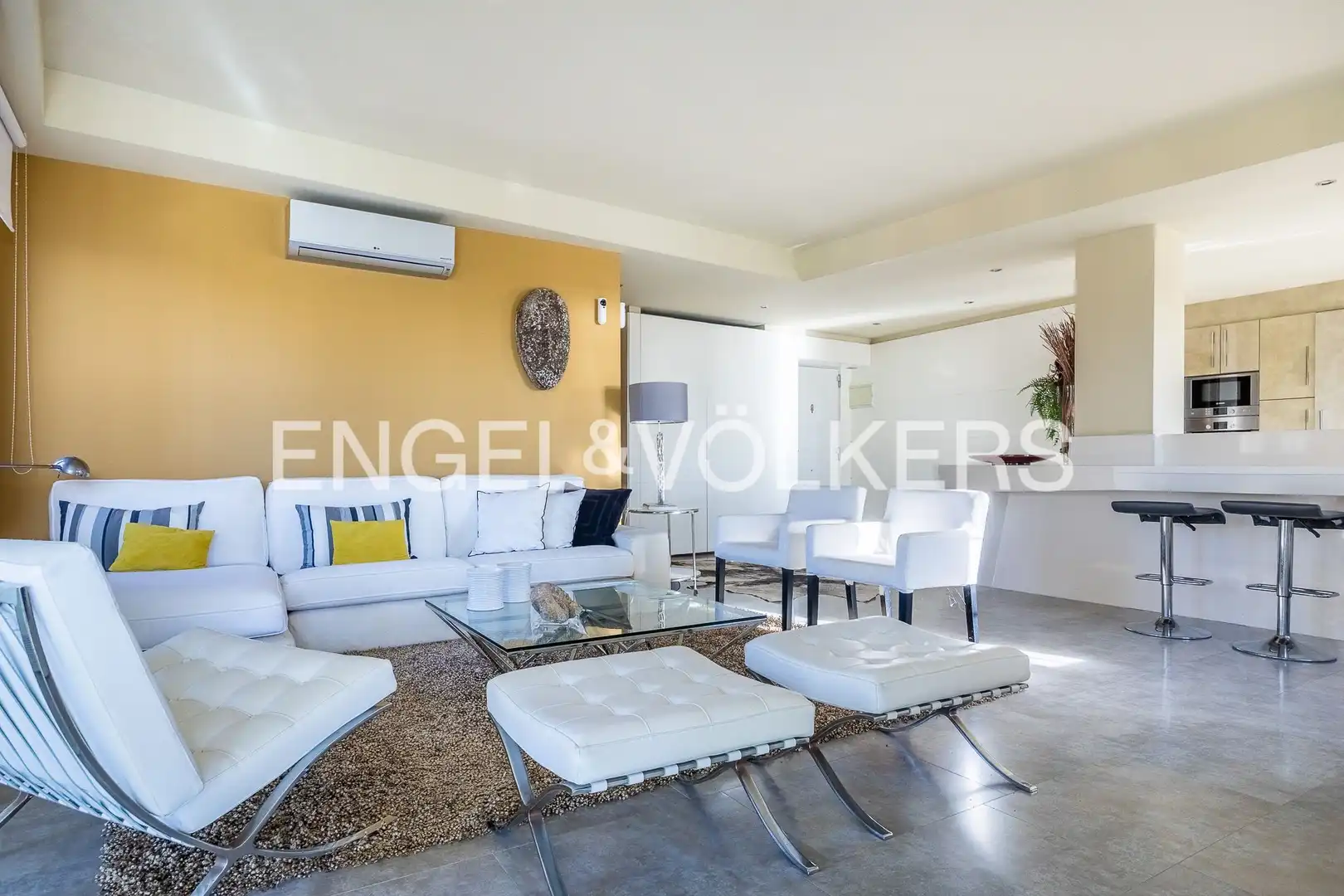 Sala de estar de Ático en venta en Ayamonte con Aire acondicionado, Calefacción y Jardín privado