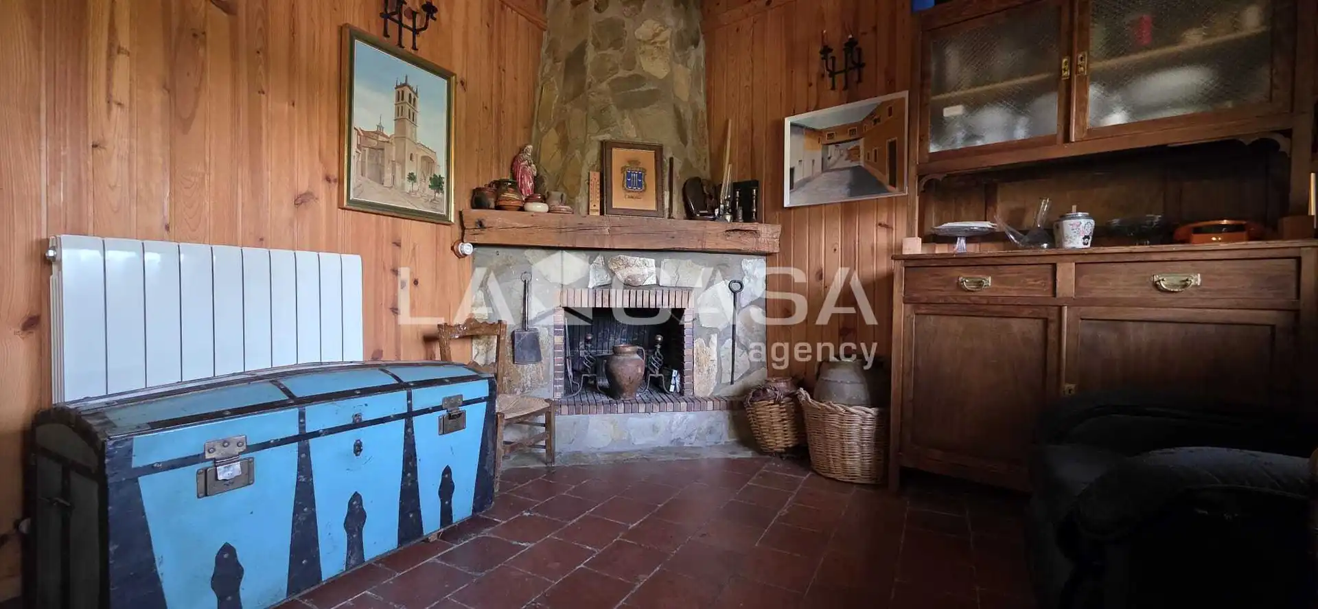 Sala d'estar de Casa o xalet en venda en Dueñas amb Calefacció