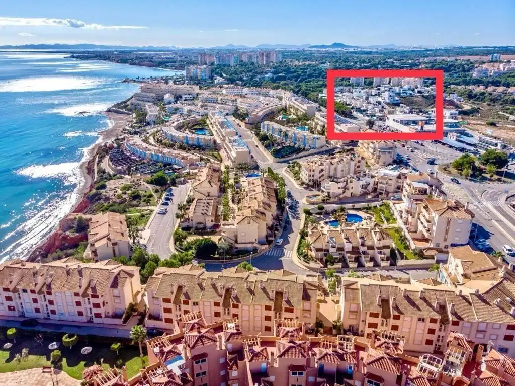 Villa mit Terrasse zum Verkauf in Calle Juan Marsé, imagen 37