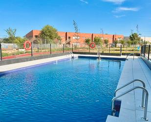 Piscina de Pis de lloguer en Alovera amb Terrassa