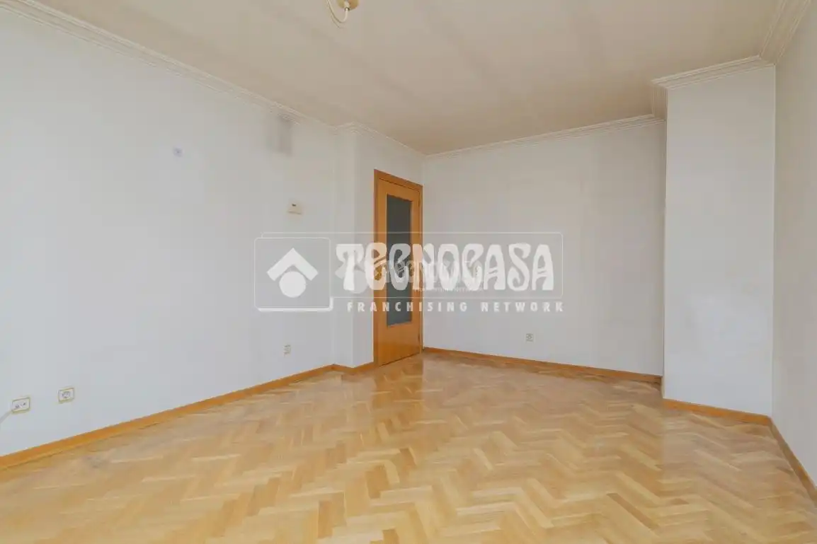 Flat for sale in Estación - Centro