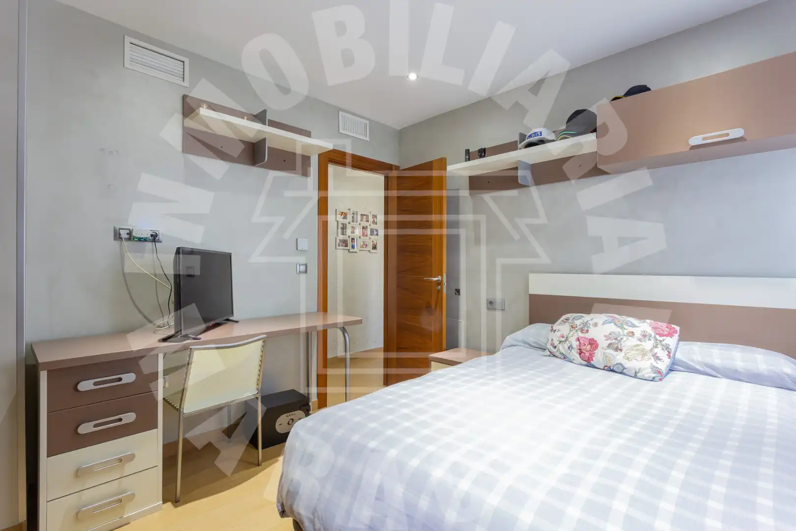 Casa adosada en venta en Maracena