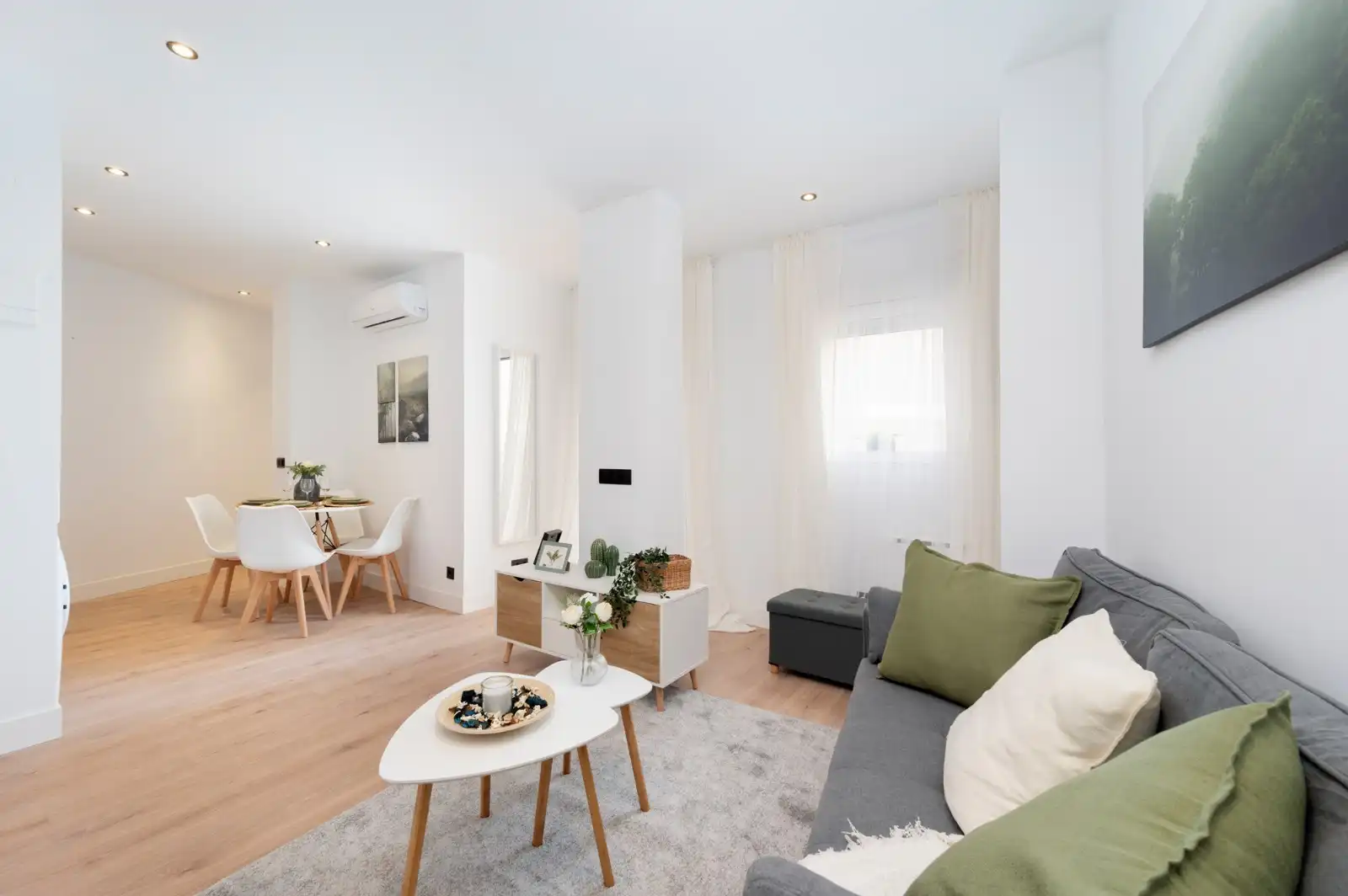 Wohnzimmer von Wohnung zur Miete in Madrid mit Klimaanlage, Heizung und Parkett