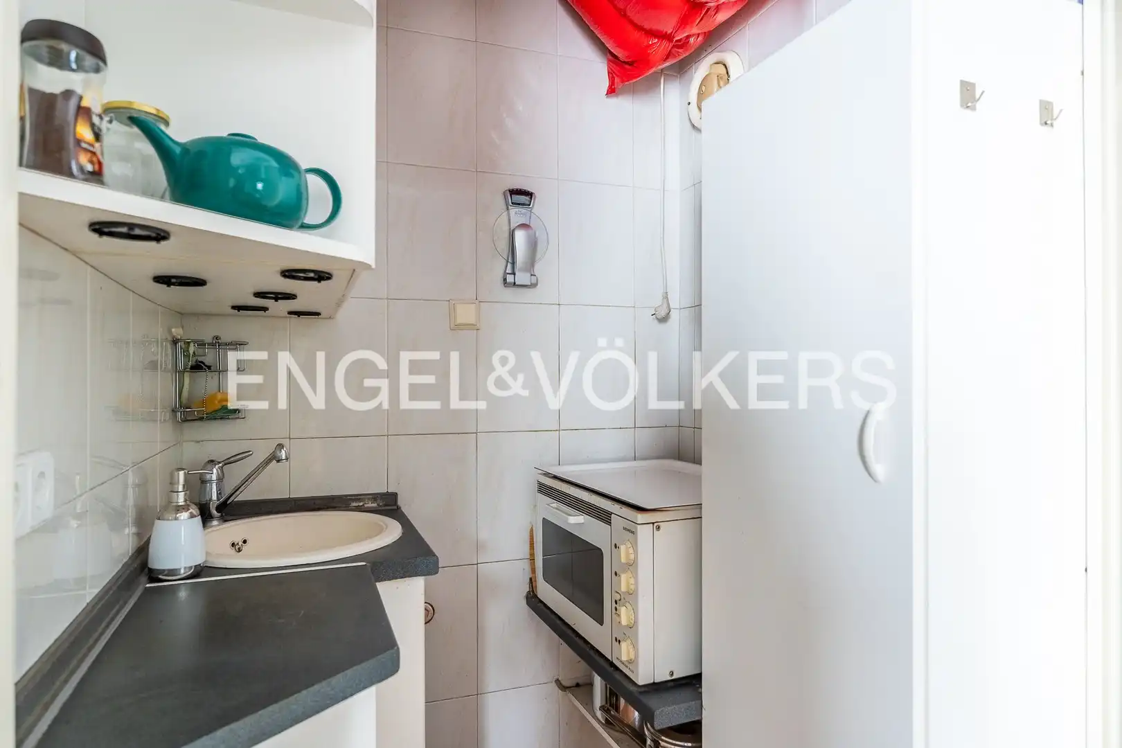 Kitchen of Attic for sale in Sevilla  with Air Conditioner, Heating and Terrace