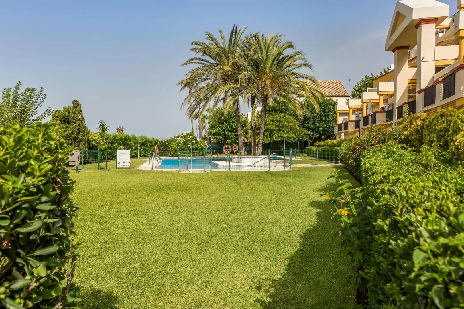 Garden of Flat for sale in Marbella  with Air Conditioner, Heating and Private garden