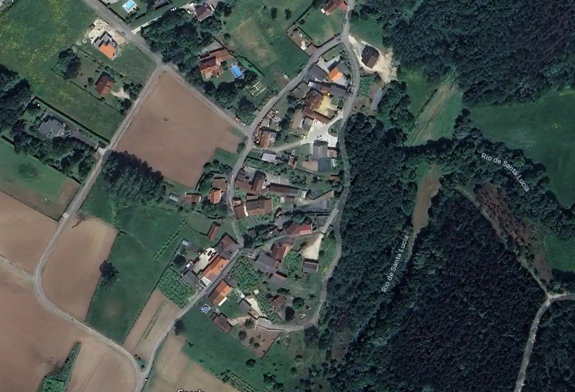 Casa o xalet en venda en Teo amb Jardí privat