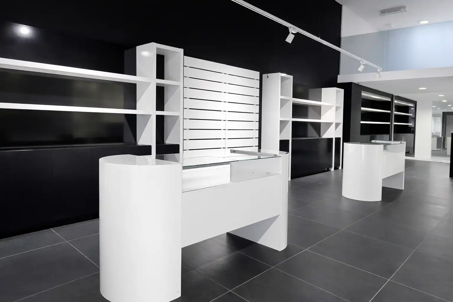 Commercial properties for rent in Reus  with Air Conditioner and Heating