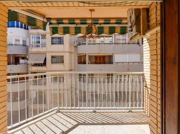 Apartamento con ascensor en venta en Calle  San Miguel de Salinas