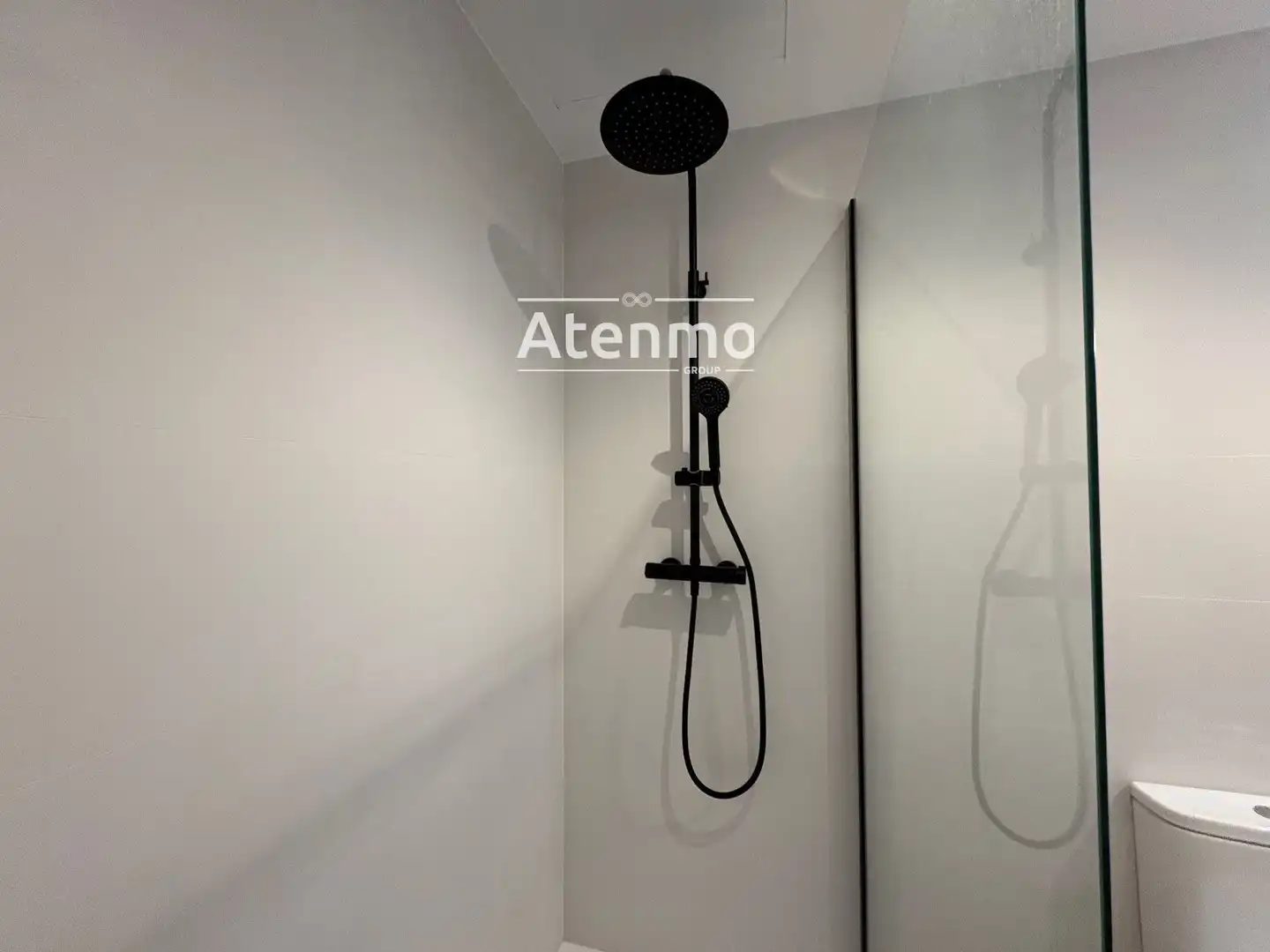 Baño de Piso en venta en Barcelona con Aire acondicionado y Terraza