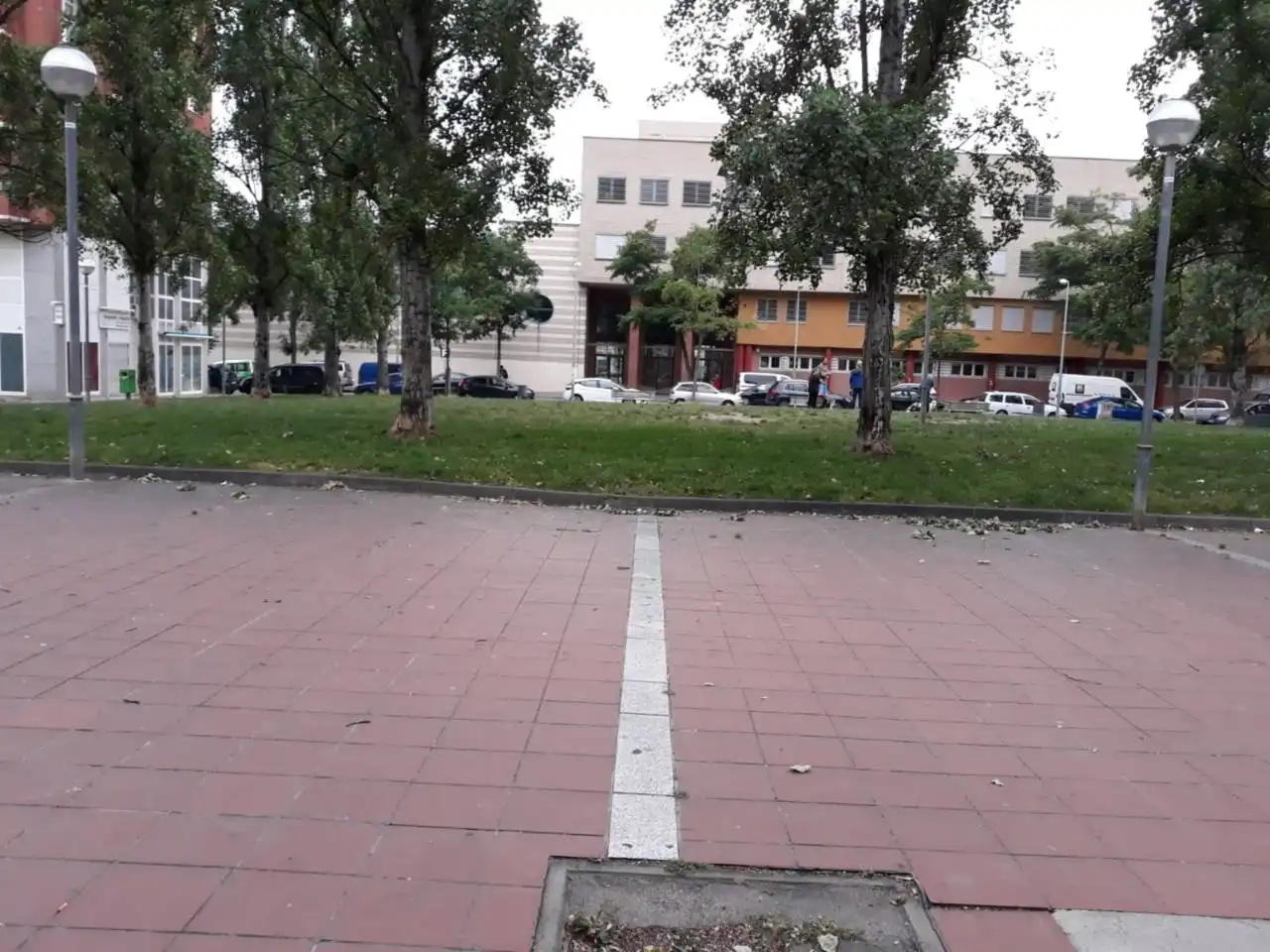 Parkplatz von Büro zur Miete in Terrassa