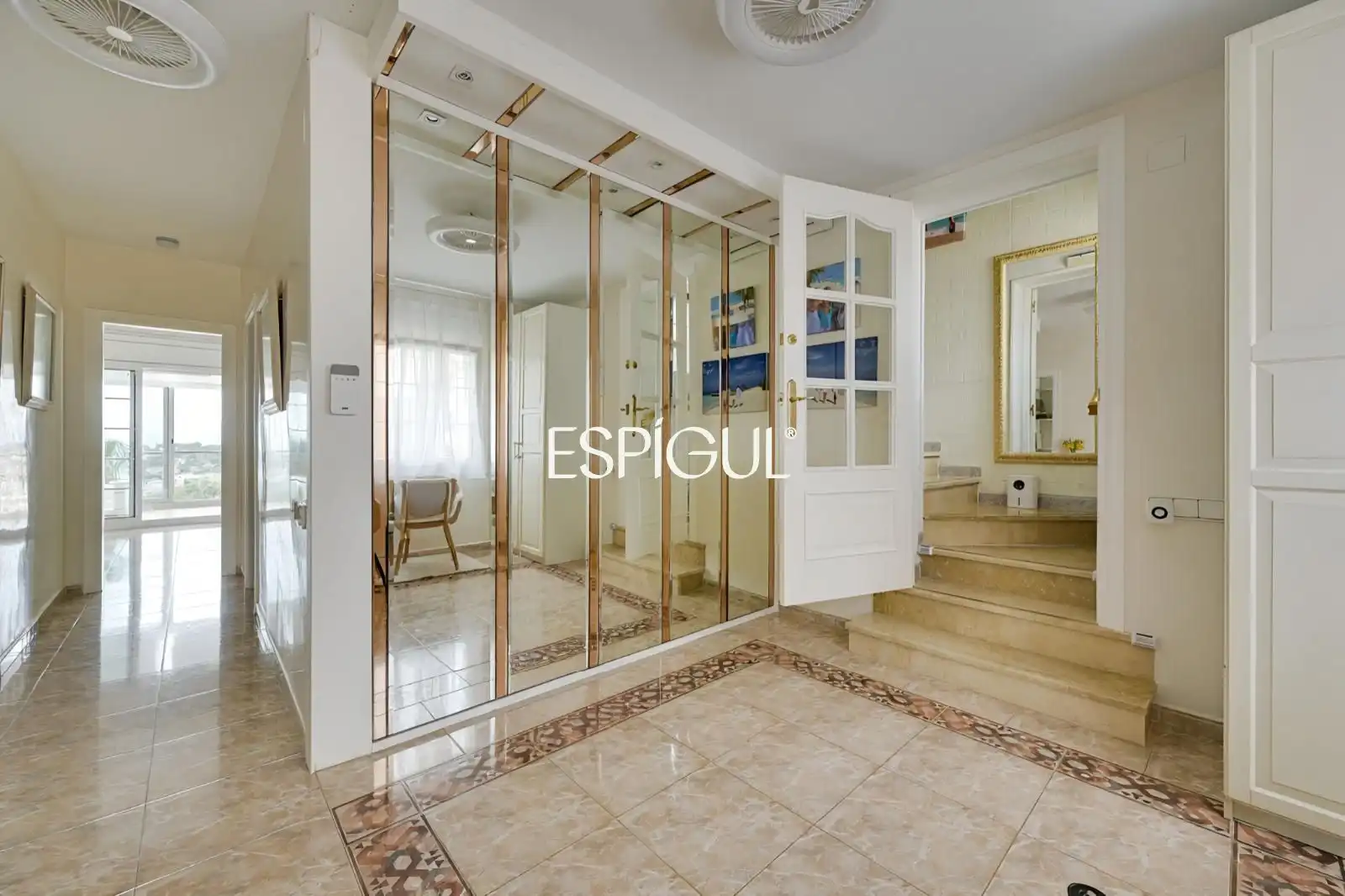 Houses for sale in Rubí  with Air Conditioner, Heating and Terrace
