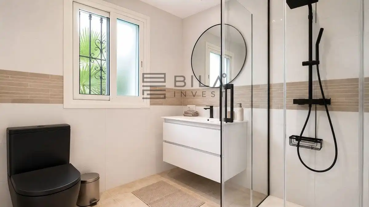 Chalet con piscina en venta en Las Chapas, imagen 12