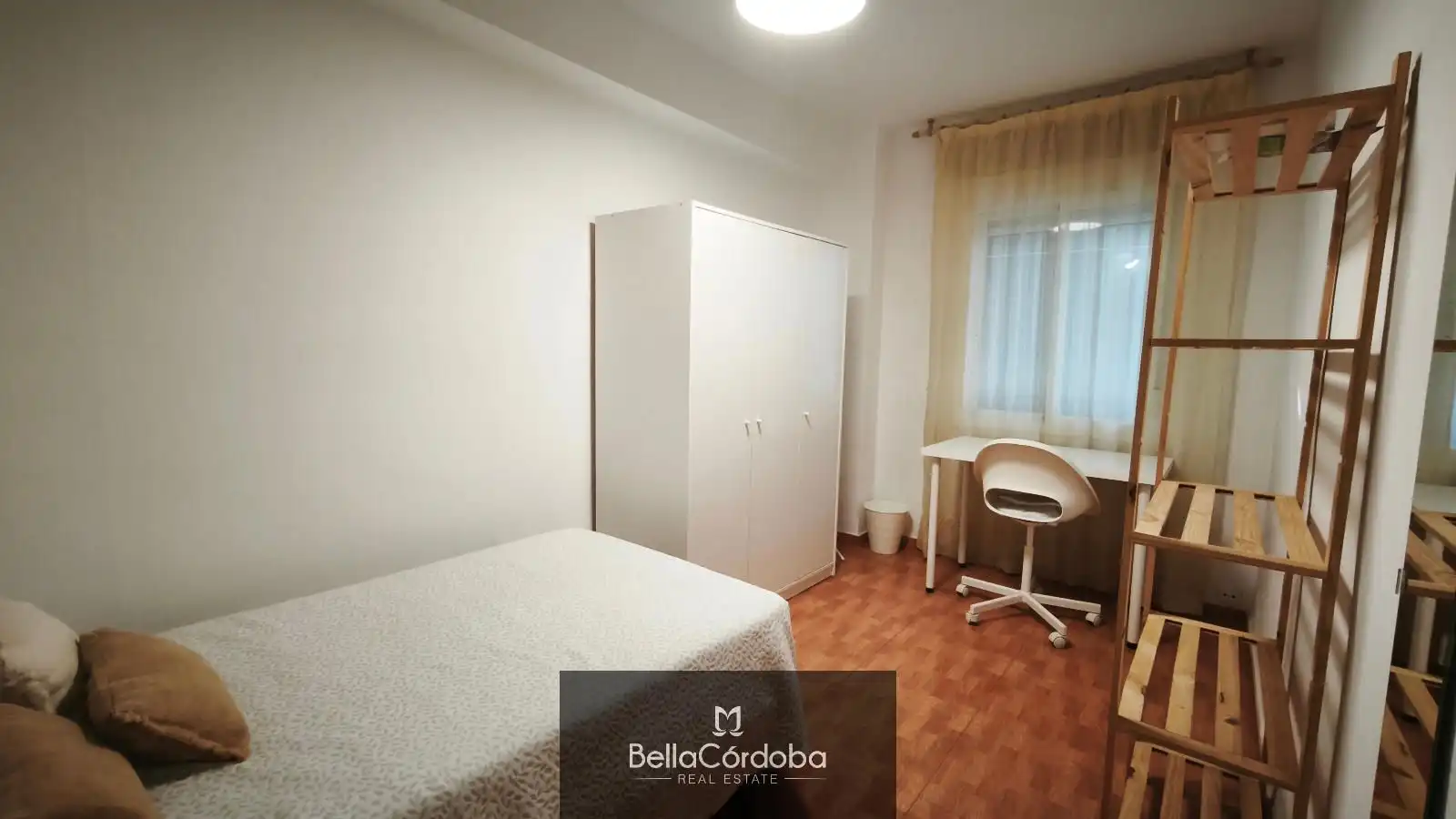 Bedroom of Flat for rent in Córdoba  with Air Conditioner, Heating and Terrace