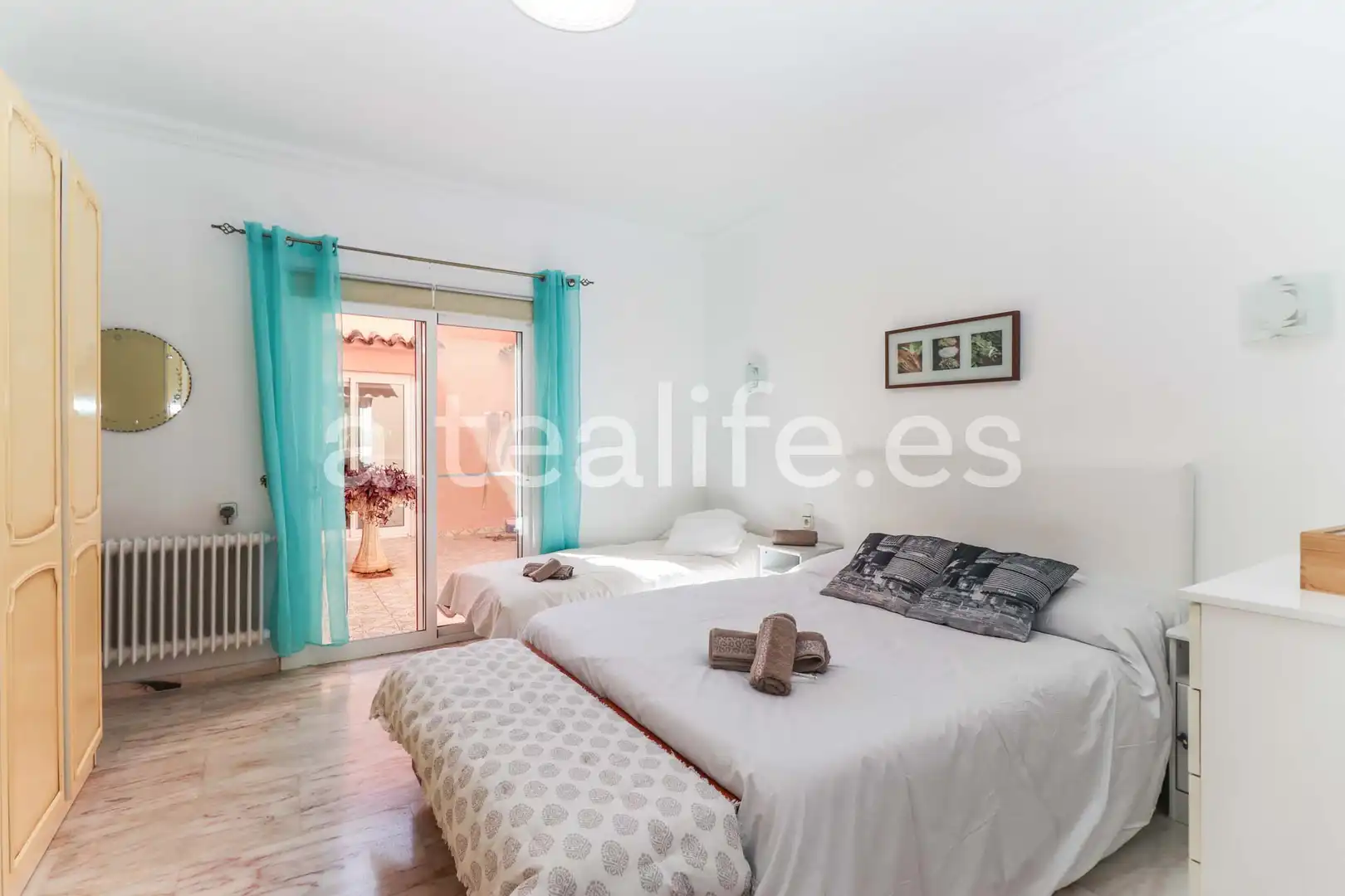 Bedroom of Houses for sale in L'Alfàs del Pi  with Air Conditioner, Heating and Private garden