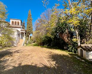 Vista exterior de Finca rústica en venda en Casariche amb Jardí privat, Terrassa i Traster