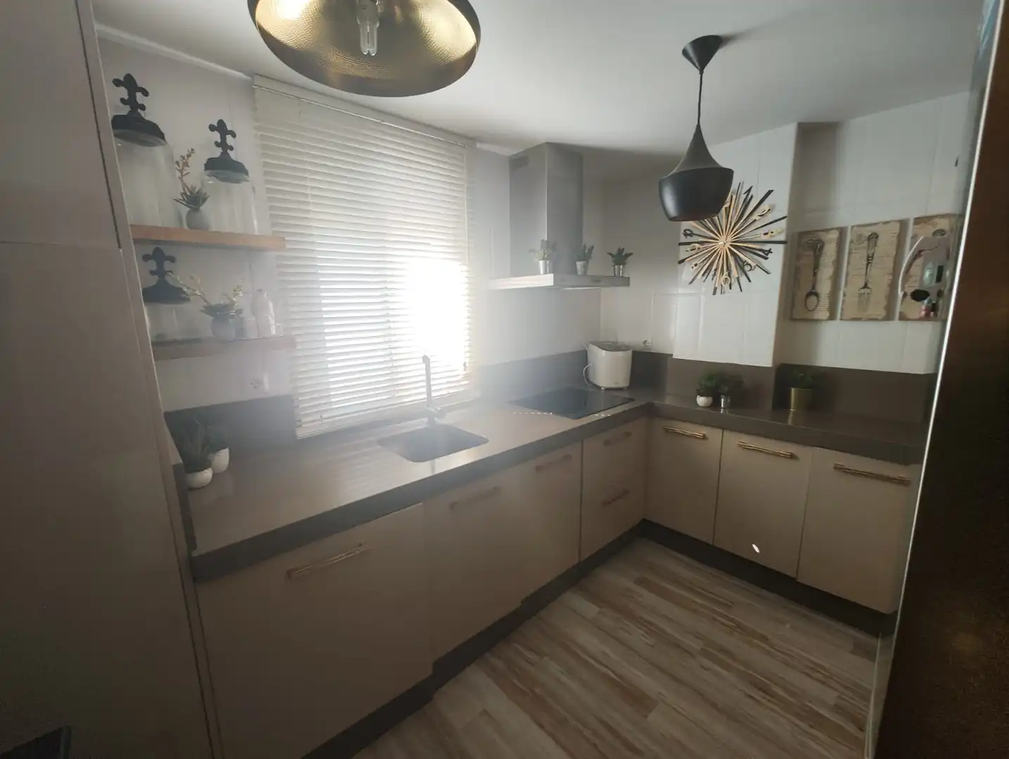 Cocina de Piso en venta en Lucena con Trastero y Balcón