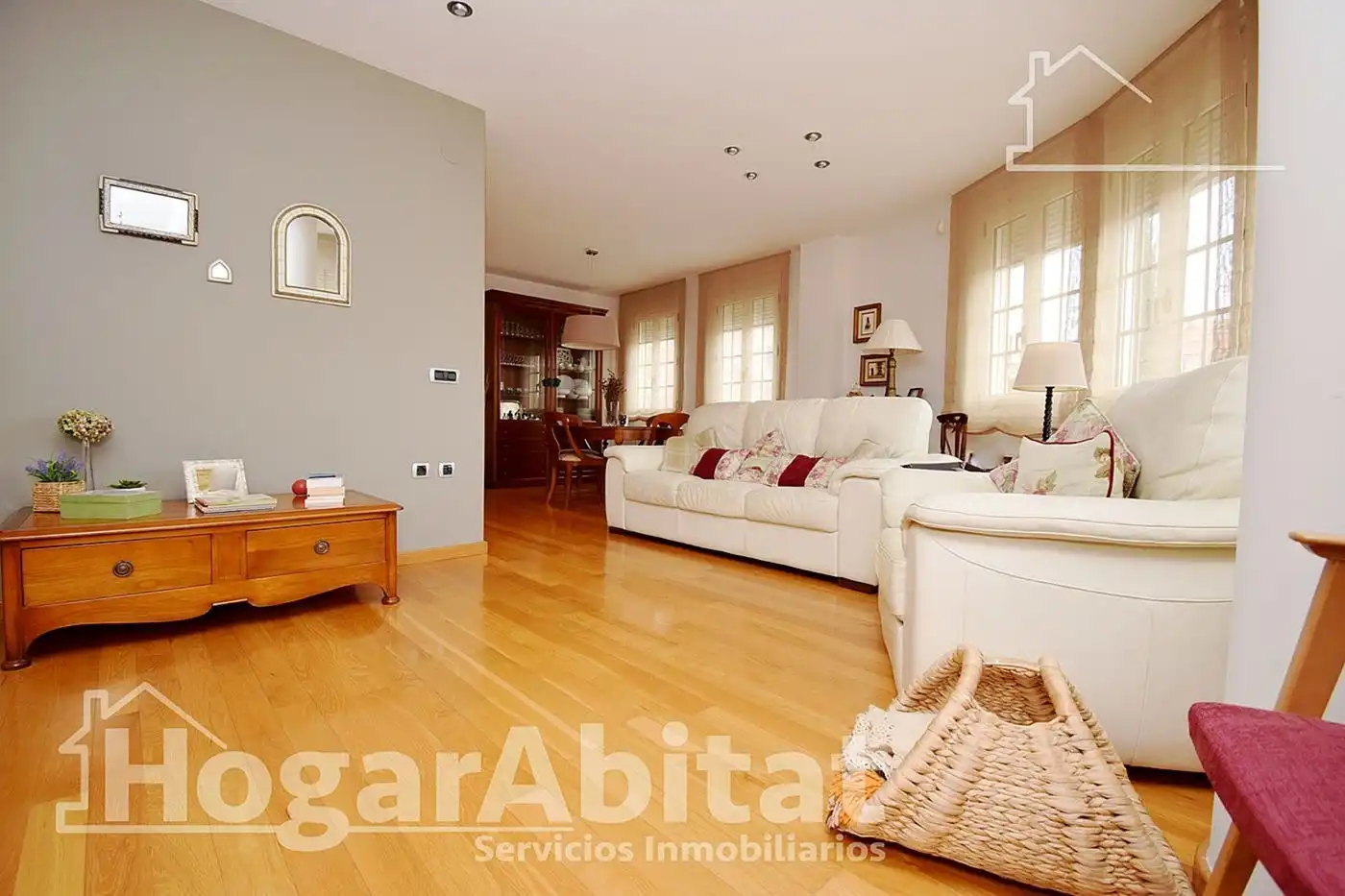 Wohnzimmer von Einfamilien-Reihenhaus zum Verkauf in Vila-real mit Klimaanlage, Privatgarten und Terrasse