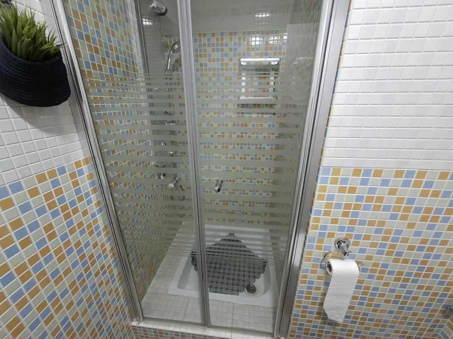 Baño de Casa adosada en venta en Miguelturra con Aire acondicionado, Calefacción y Terraza