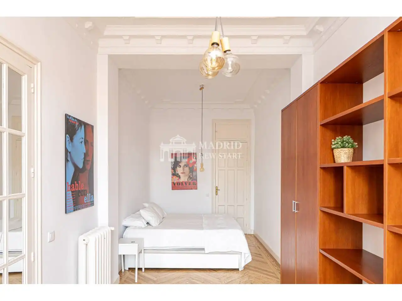 Bedroom of Flat for rent in Madrid  with Air Conditioner, Heating and Parquet flooring