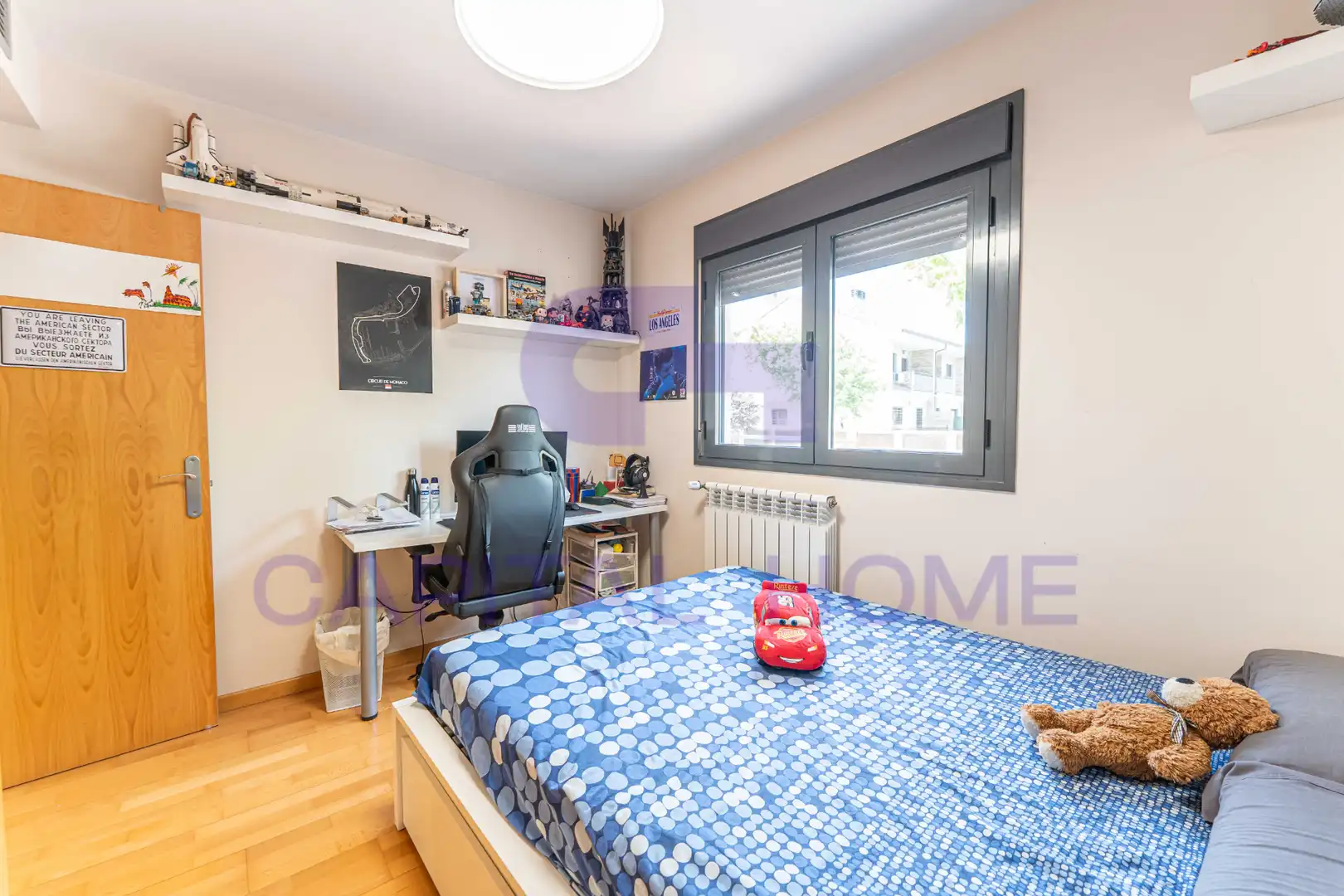 Habitación de Casa adosada en venta en Navalcarnero con Aire acondicionado, Calefacción y Jardín privado