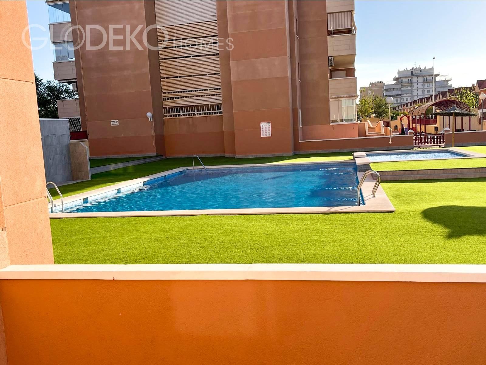 Swimming pool of Flat for sale in Elche / Elx  with Air Conditioner, Terrace and Community pool
