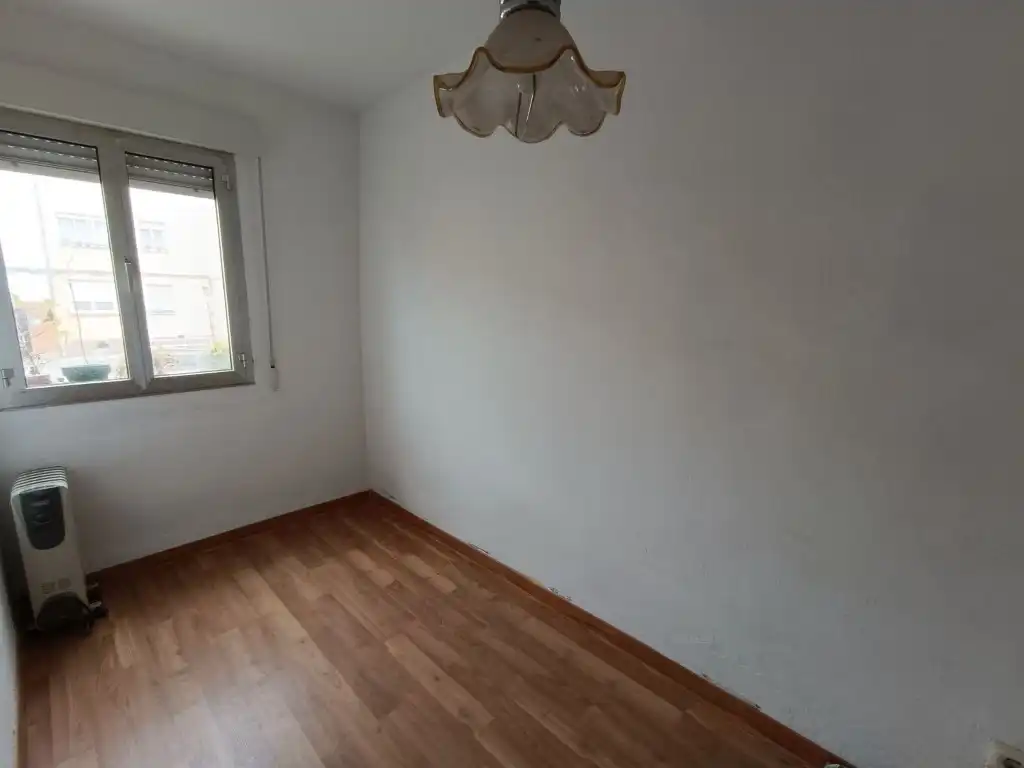 Habitación de Piso en venta en Avilés