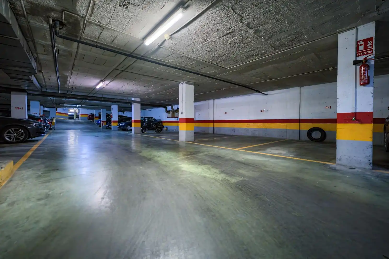 Parking de Piso en venta en Sevilla