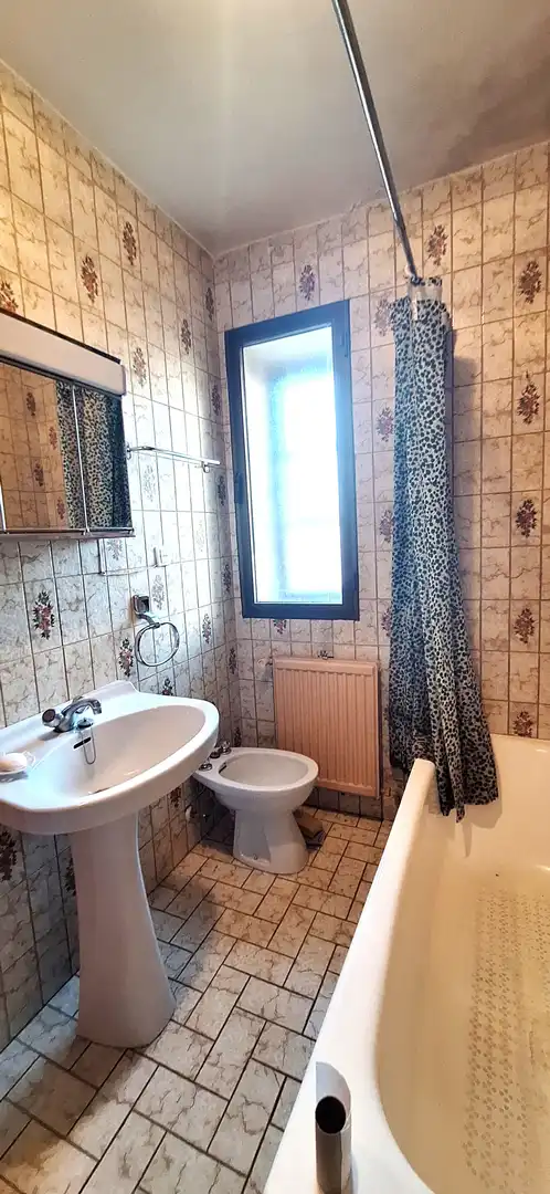 Bathroom of Houses for sale in Aguilar de Campoo  with Balcony