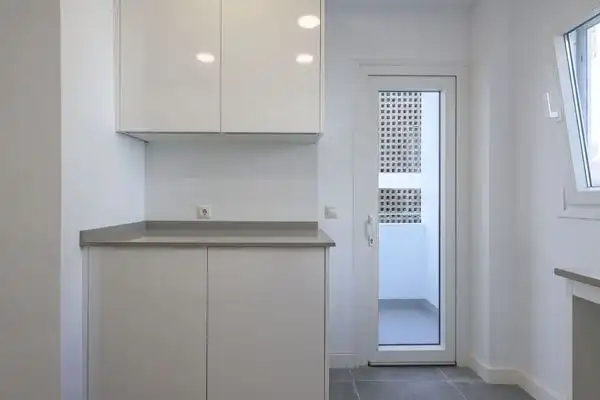Kitchen of Flat for rent in Las Palmas de Gran Canaria  with Oven, Washing machine and Microwave