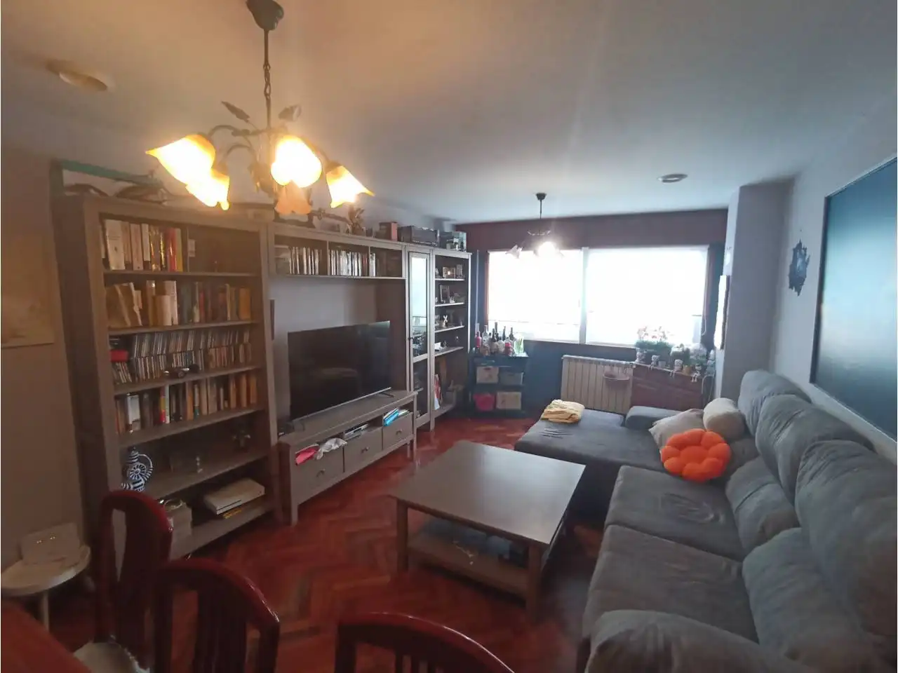 Wohnzimmer von Wohnung zum Verkauf in Carral mit Heizung, Terrasse und Abstellraum