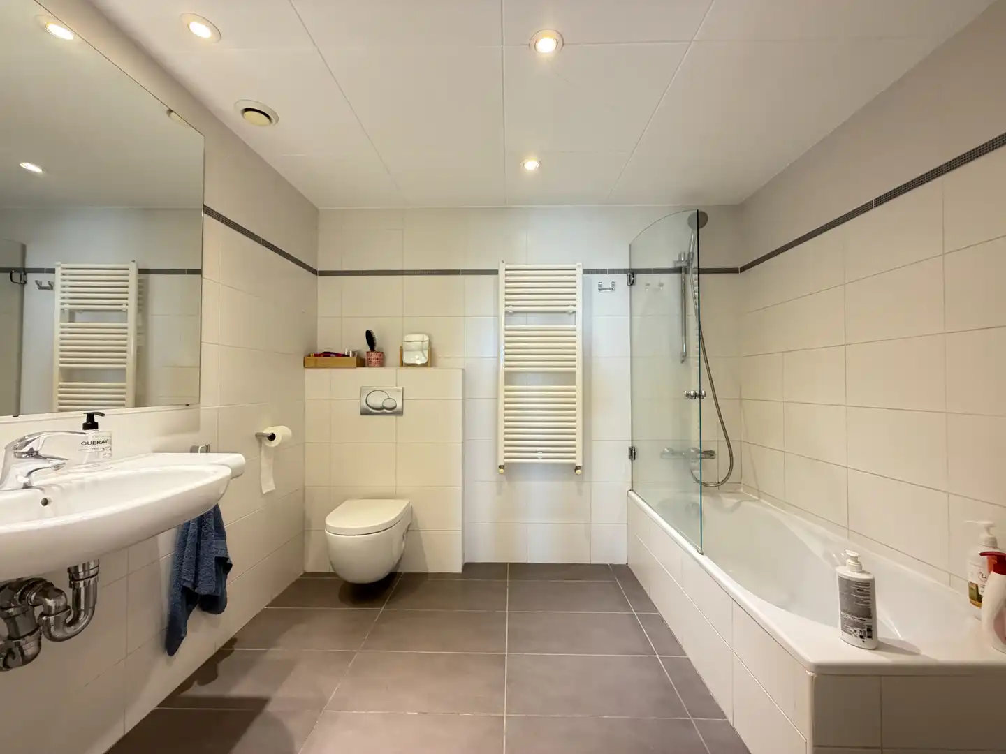 Bathroom of Apartments for sale in Roses  with Air Conditioner, Heating and Terrace