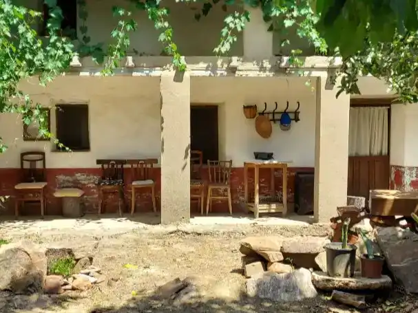 Casa o xalet en venda en Pueblica de Valverde amb Balcó