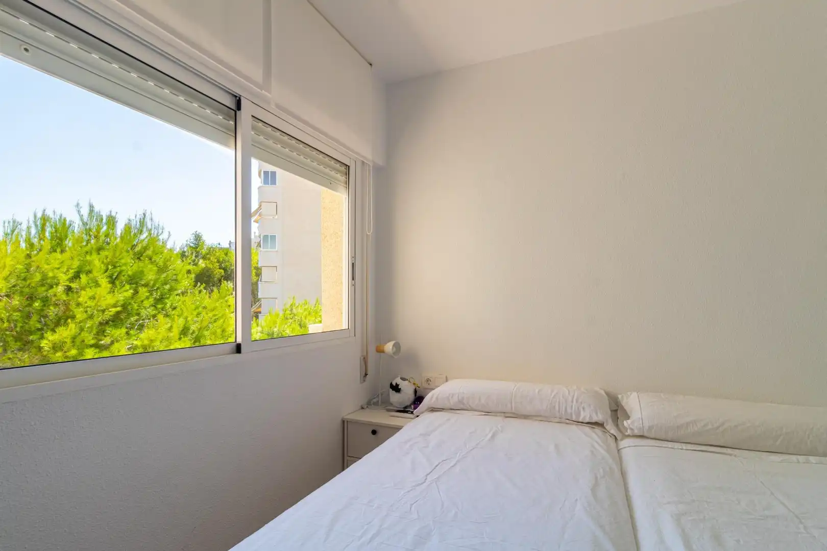 Habitación de Apartamento en venta en Orihuela con Aire acondicionado, Calefacción y Terraza