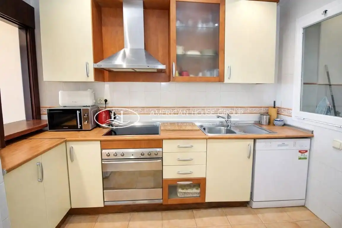 Cuina de Apartament en venda en Marbella amb Terrassa, Traster i Moblat