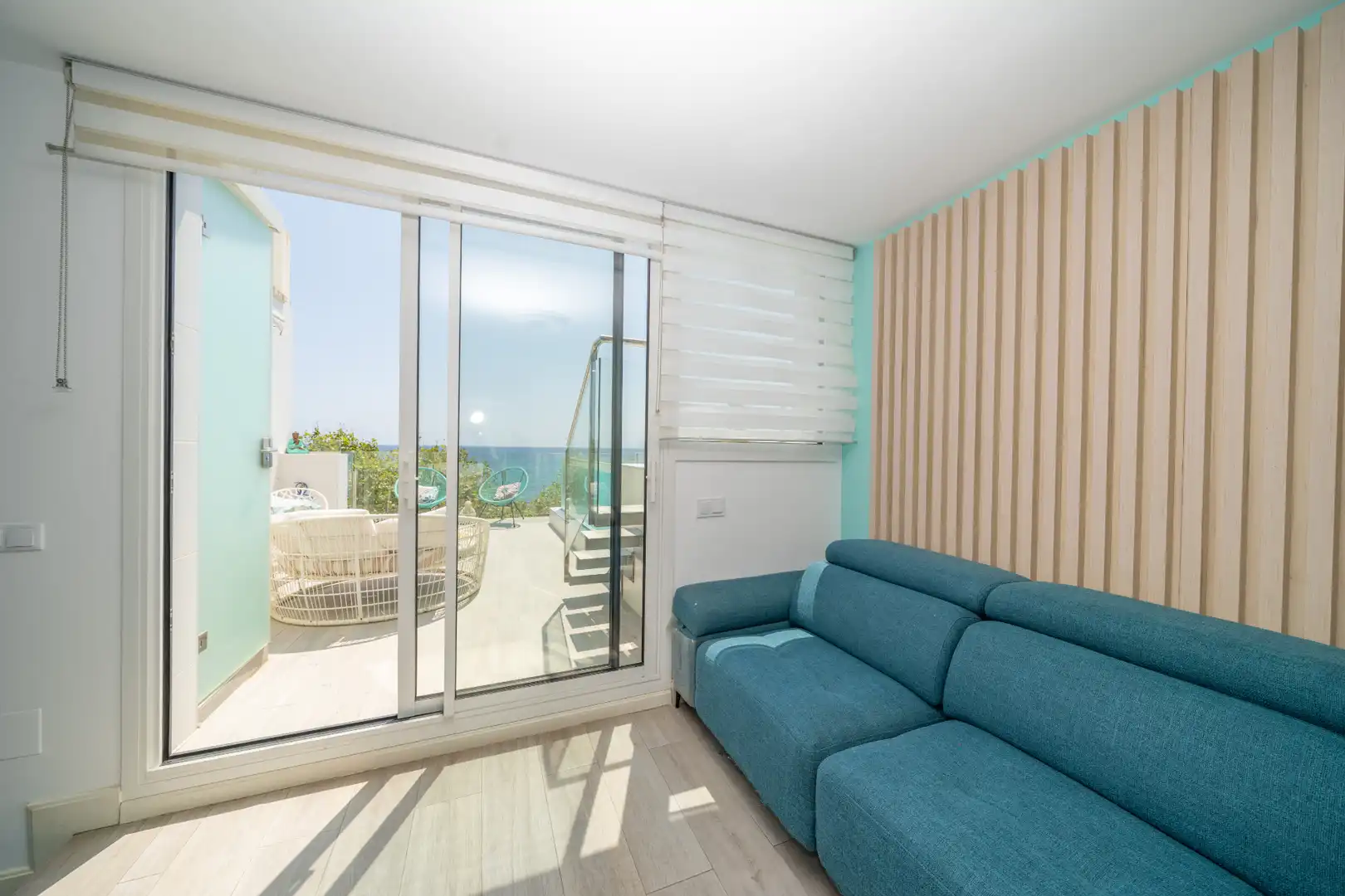 Terrasse von Dachboden zum Verkauf in Calella mit Klimaanlage, Terrasse und Schwimmbad