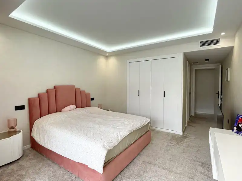 Apartamento con piscina en venta en San Pedro de Alcántara, imagen 18