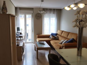 Appartamento con balcone in vendita a Calle Altozano Bernardino Martínez 3
