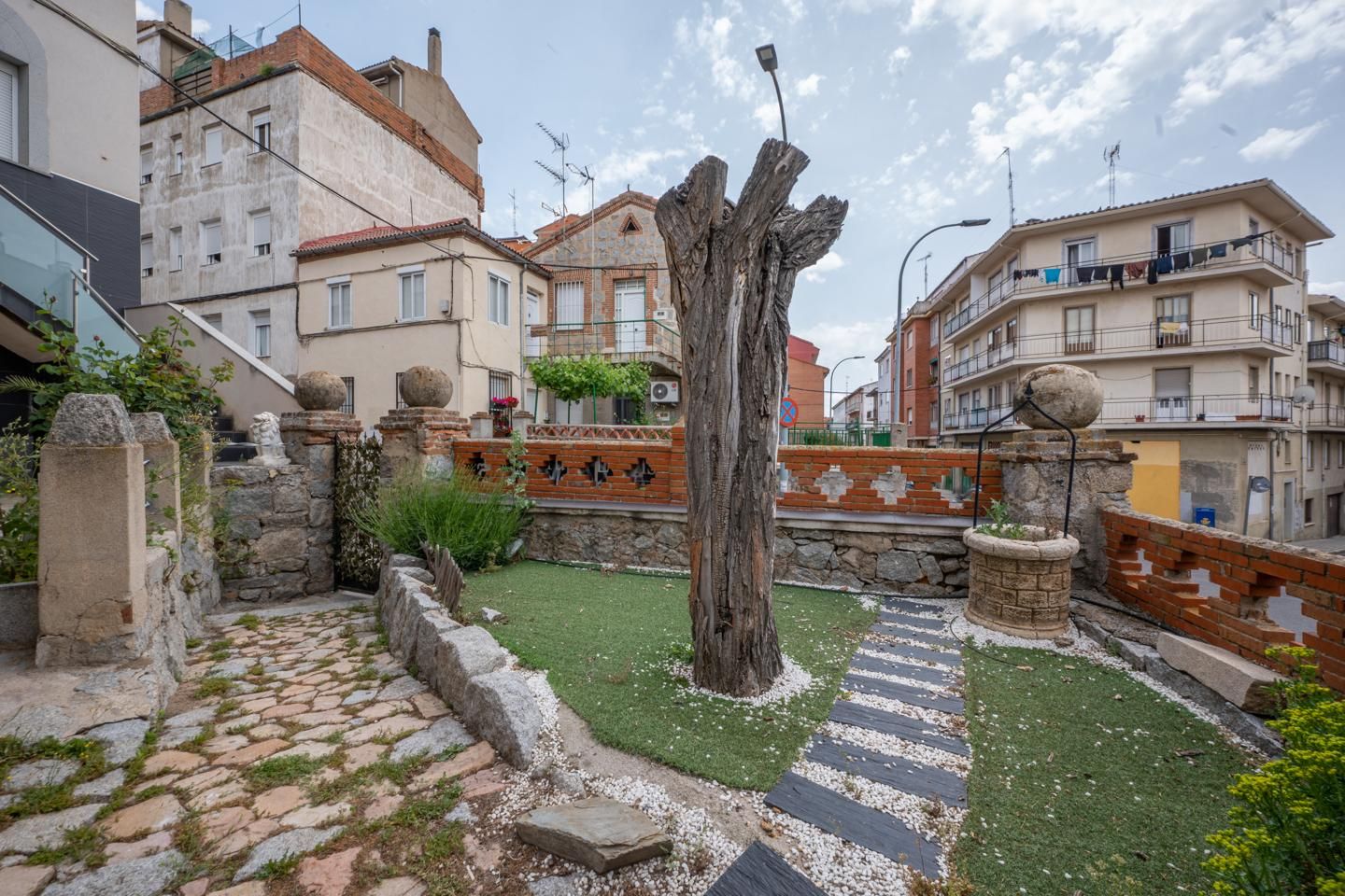 Jardí de Planta baixa en venda en Ávila Capital amb Calefacció i Jardí privat