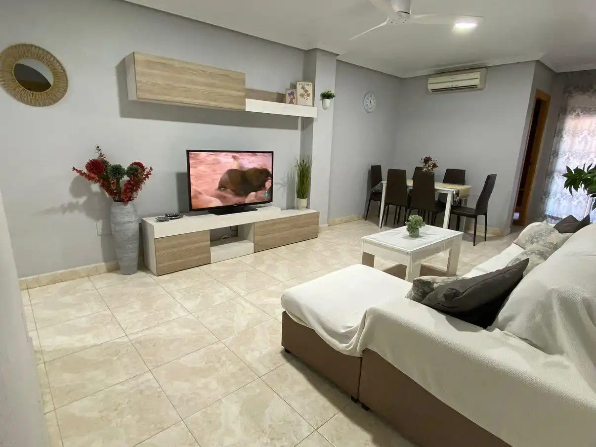 Living room of Flat for rent in Águilas  with Air Conditioner, Furnished and Balcony