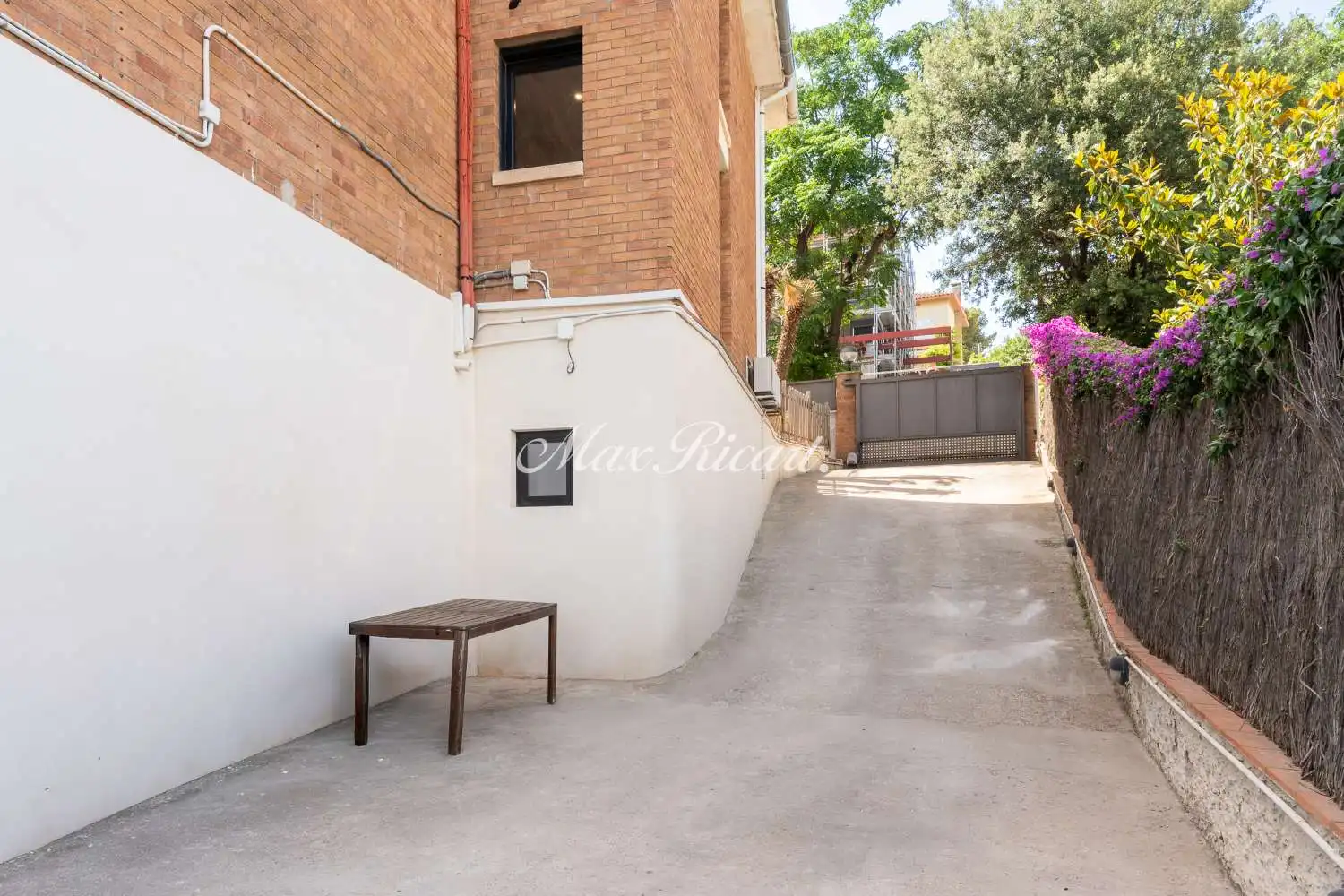 Exterior view of Houses for rent in Sant Just Desvern  with Air Conditioner, Heating and Terrace