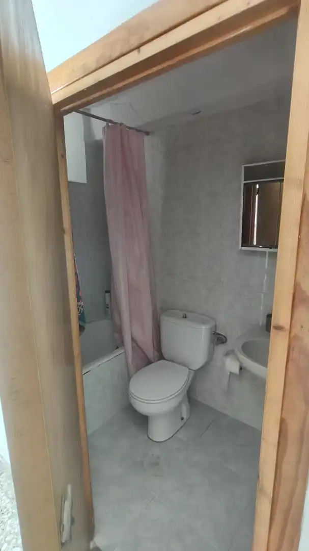Bany de Casa o xalet en venda en Baza amb Moblat