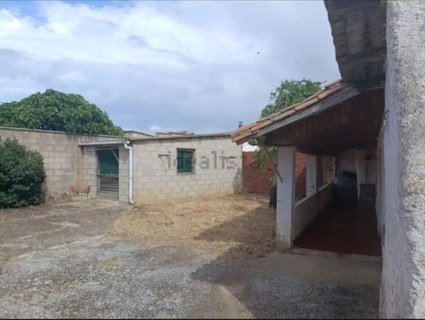 Country house zum Verkauf in Santa Cristina de Valmadrigal mit Möbliert