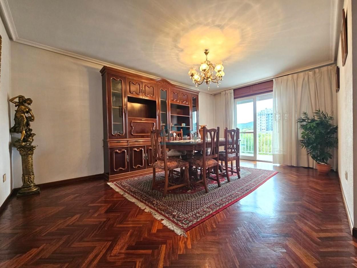 Dining room of Flat for sale in Ourense Capital   with Heating, Storage room and Balcony