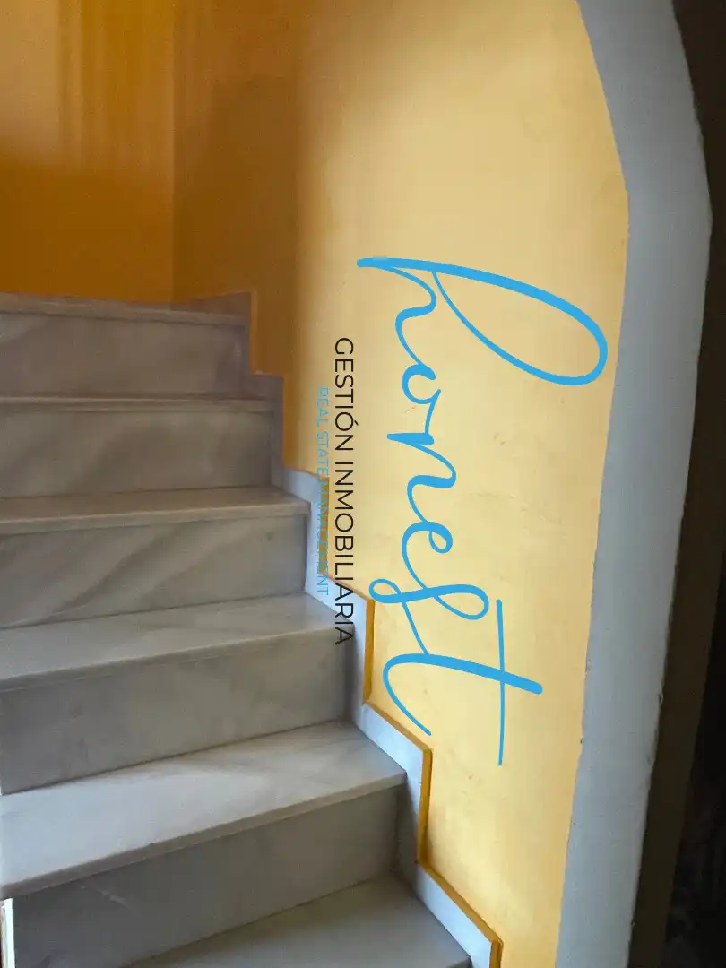 Casa adosada en venda en Torremolinos amb Aire condicionat, Terrassa i Moblat