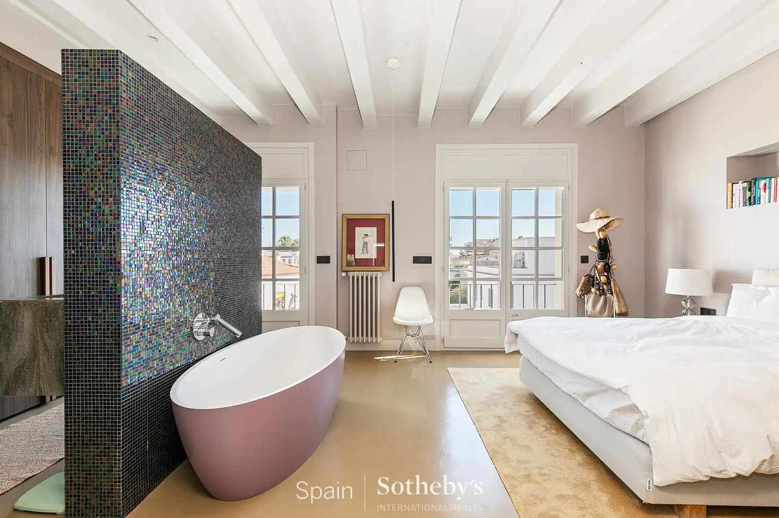 Habitación de Casa adosada en venta en Sitges con Aire acondicionado, Calefacción y Jardín privado