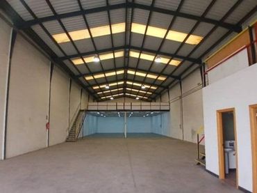 Industrial building to rent in Alcàsser