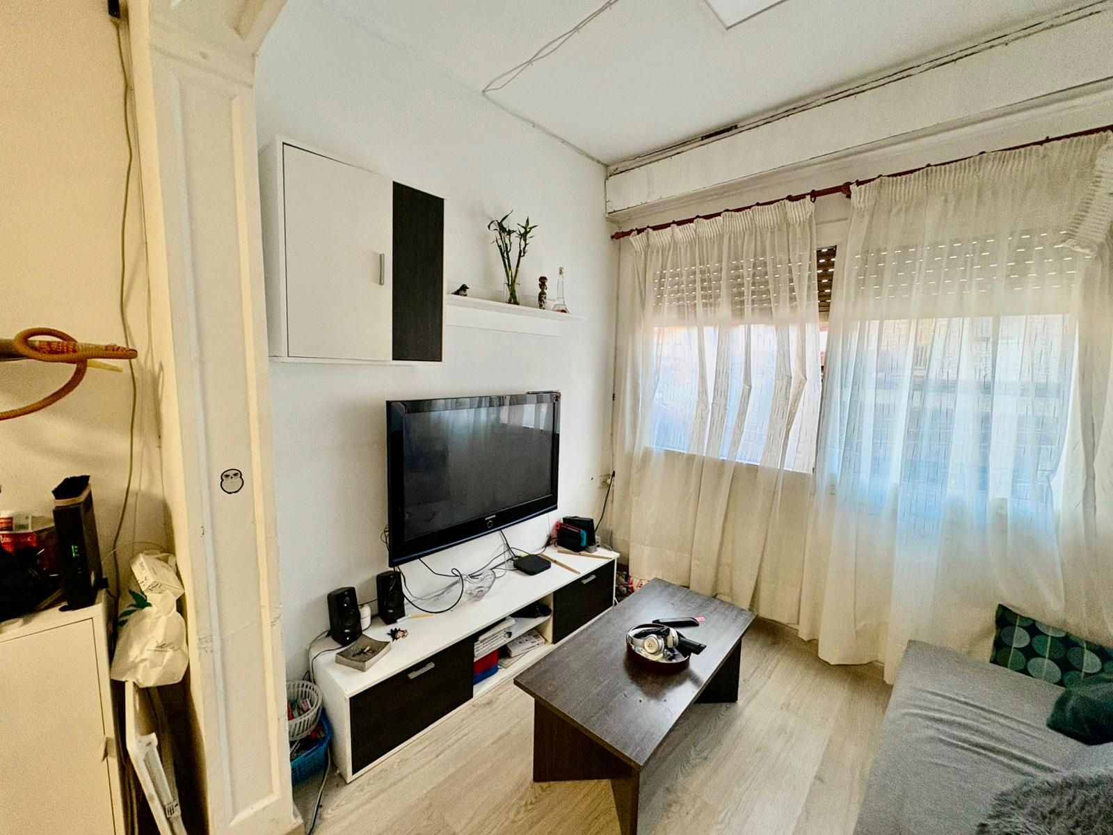 Flat for sale in Carrer de Violant d'Hongria Reina d'Aragó, Sants , Sants - Montjuïc