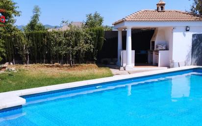 Swimming pool of House or chalet for sale in  Córdoba Capital  with Swimming Pool