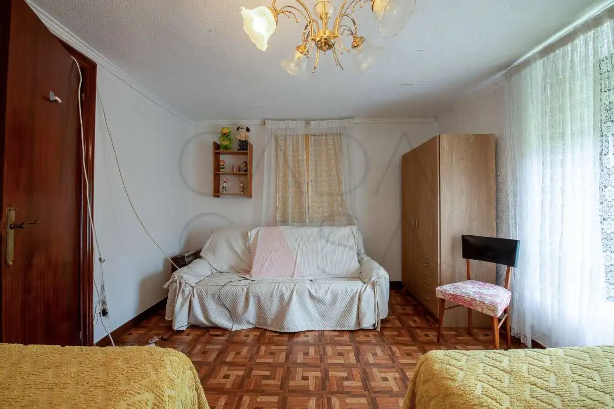 Dormitori de Casa o xalet en venda en Villaescusa (Cantabria)